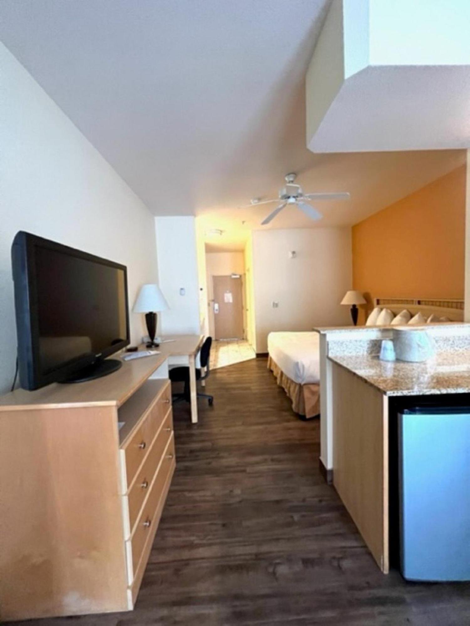 Lighthouse Suites Inn Ocean Shores Exterior foto